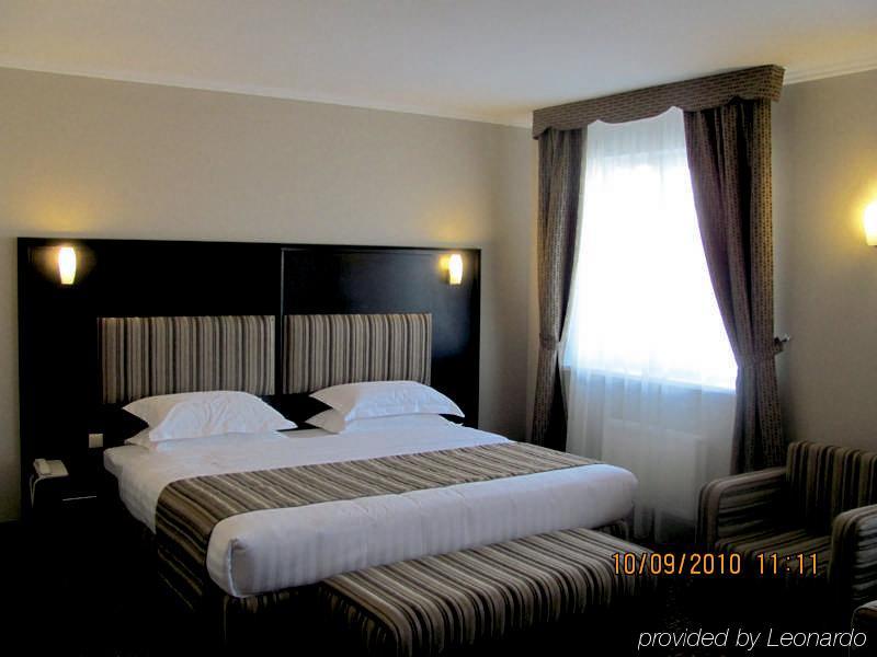 Inn Ozz Astana Quarto foto